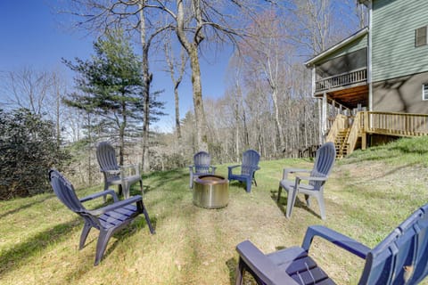 Sky Valley Retreat with Fire Pit and Mountain Views! Maison in Sky Valley