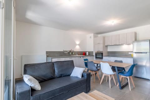 Charcot Furnished apartment Eigentumswohnung in Tresserve