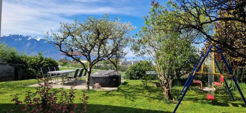 Garden, Balcony/Terrace