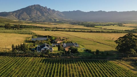 Bird's eye view, Mountain view