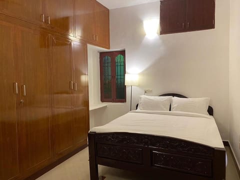 Le Pondy Beachside Bed and Breakfast in Puducherry, India