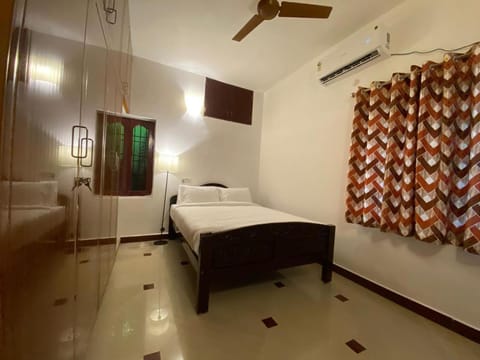 Le Pondy Beachside Bed and Breakfast in Puducherry, India