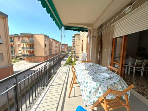 Balcony/Terrace, Balcony/Terrace