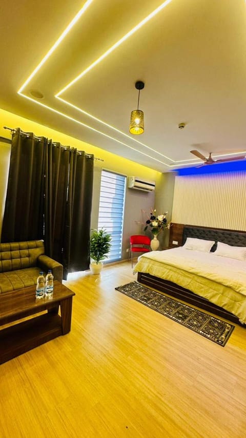 Star Comfort Inn Bed and Breakfast in Lucknow