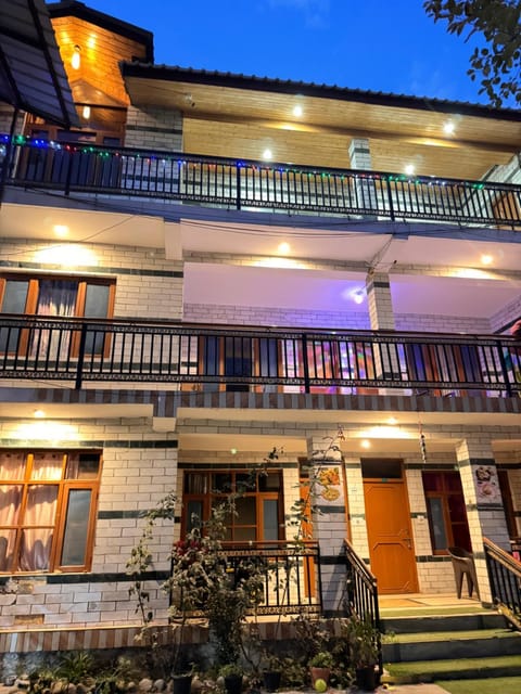 KEYAAN STAYS Hotel in Manali