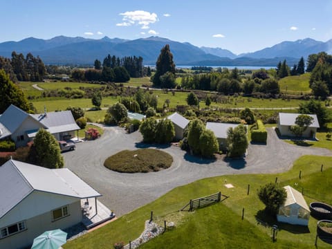 Blue Thistle Cottages Casa in Te Anau