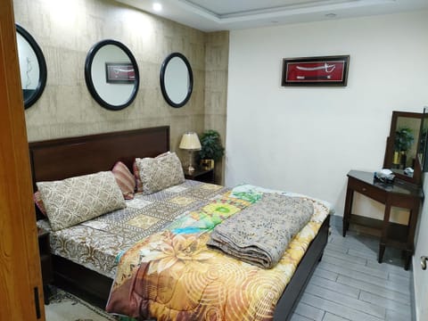 Low budget one bed apartment Appartement in Lahore
