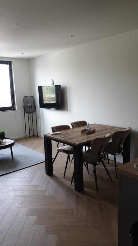 LuxeLiving-Studio J Apartment in Eindhoven