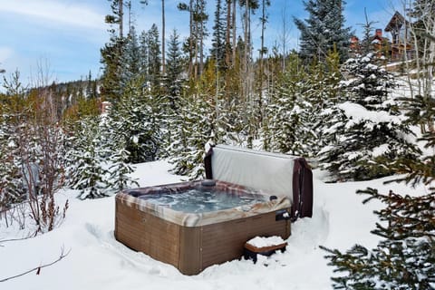 Luxury Villa 510 Next To Resort / Hot Tub / Great Views / Best Price - $500 FREE Activities Daily Casa in Winter Park
