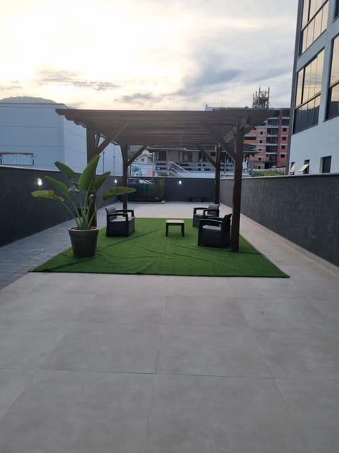 Property building, Seating area