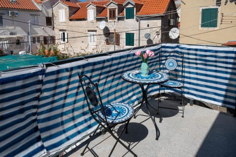 Patio, View (from property/room), Balcony/Terrace