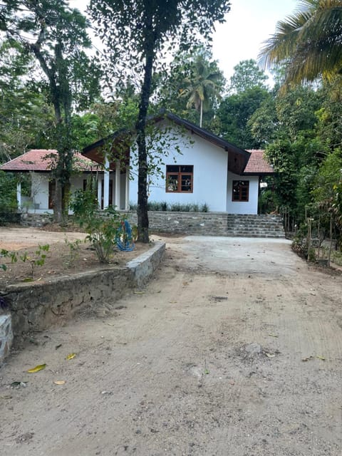 Cottage Liya Digana Kandy House in Gangawatakorale