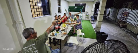 Sabah homestay 16pax stay near Imago 15minutes strong WiFi Gathering Environment house House in Kota Kinabalu