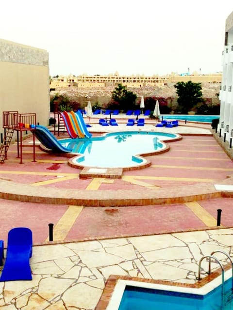 Sunny Beach Cecelia Resort Hotel in Hurghada