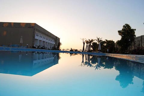 Sunny Beach Cecelia Resort Hotel in Hurghada