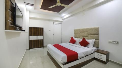 Topdealhotal Hotel in Ahmedabad