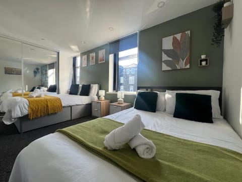 City Centre Location! For Business and Leisure! 5/6 Guests Apartment in Cardiff