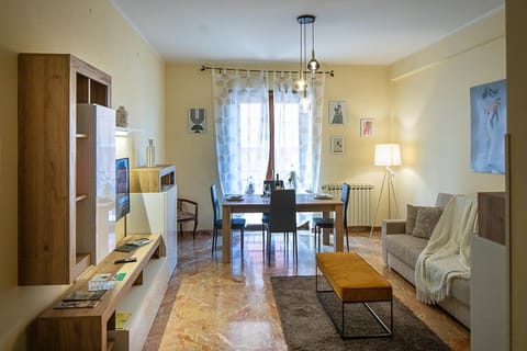 Corno Grande [spacious apartment ] • free parking • city center Apartment in L'Aquila