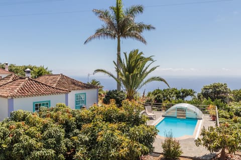 Pool view, Sea view