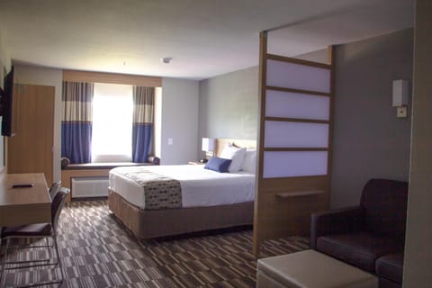 Microtel Inn & Suites by Wyndham Camp Lejeune/Jacksonville Hôtel in Jacksonville