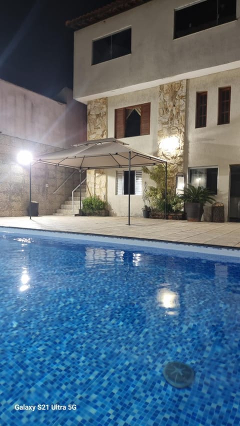 Casa com piscina e lazer em SBC SP House in São Bernardo do Campo