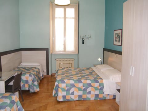 Torino central-- rooms and Apartments - Alba Apartment in Turin