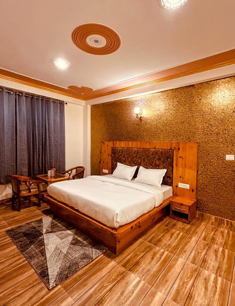 The Sunset Haven Hotel in Manali