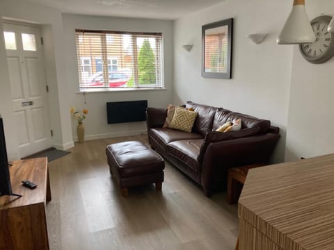 Park Cottage - Cosy 1 bedroom Apartment in Northampton