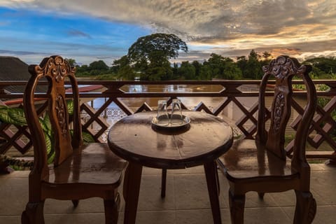 Balcony/Terrace, River view, Sunrise