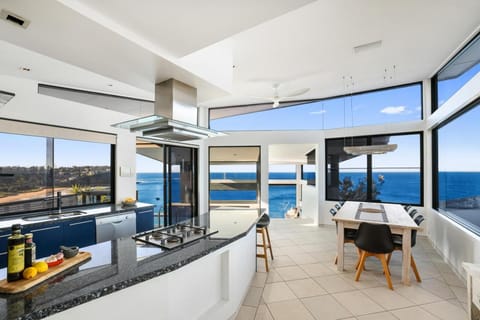 Due North - Stunning Views House in Pittwater Council