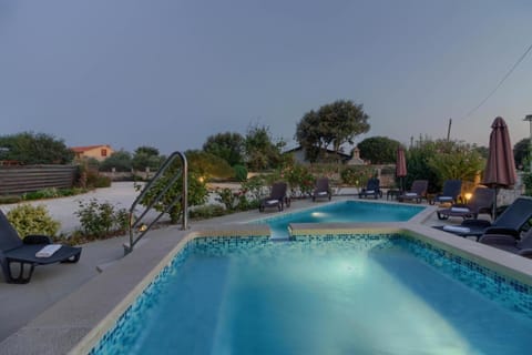 Ferienhaus mit Privatpool für 12 Personen ca 150 qm in Šišan, Istrien Südküste von Istrien House in Medulin