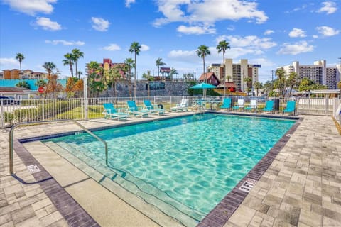 Madeira Del Mar Penthouse #2- Premier House in Redington Beach