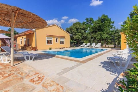 Ferienhaus mit Privatpool für 10 Personen ca 130 qm in Paradiž bei Vodnjan, Istrien Südküste von Istrien House in Vodnjan