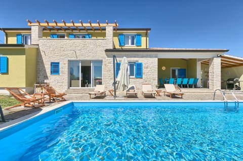 Ferienhaus mit Privatpool für 12 Personen ca 280 qm in Mužini, Istrien Binnenland von Istrien - b54754 House in Istria County