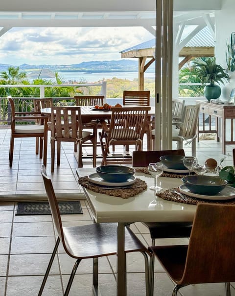 Natural landscape, Living room, Seating area, Dining area, Sea view