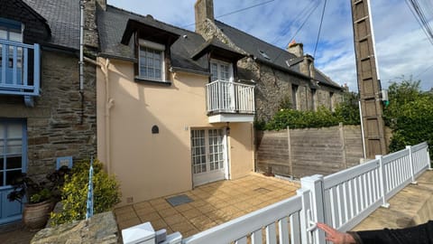 La Guérinette House in Cancale