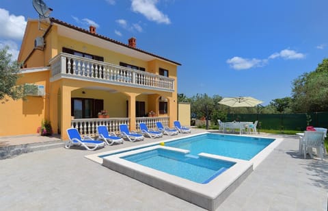 Ferienhaus mit Privatpool für 16 Personen ca 190 qm in Vodnjan, Istrien Istrische Riviera House in Fažana