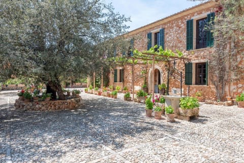 Ferienhaus mit Privatpool für 10 Personen ca 450 qm in Porreres, Mallorca Binnenland von Mallorca House in Pla de Mallorca