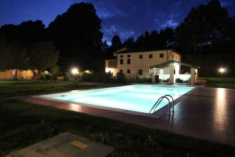 Ferienhaus mit Privatpool für 27 Personen ca 346 qm in Monsagrati, Toskana Provinz Lucca House in Lucca