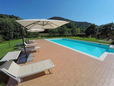 Ferienhaus mit Privatpool für 27 Personen ca 346 qm in Monsagrati, Toskana Provinz Lucca House in Lucca