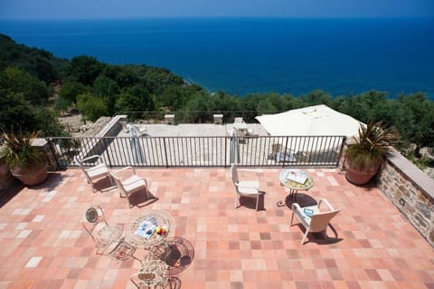 Ferienhaus mit Privatpool für 18 Personen ca 400 qm in San Marco di Castellabate, Kampanien Cilento House in Campania