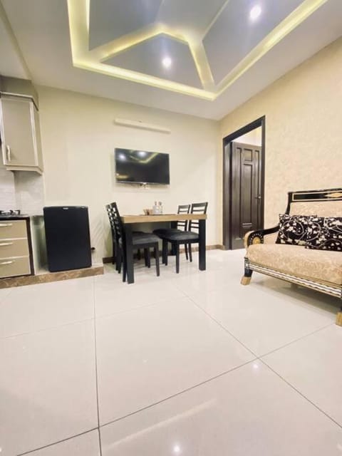 102-Luxury Apartment to Admire your stay in Lahore Copropriété in Lahore