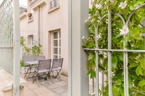 Property building, Patio