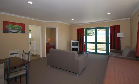 Discovery Motor Lodge Motel in Wellington Region