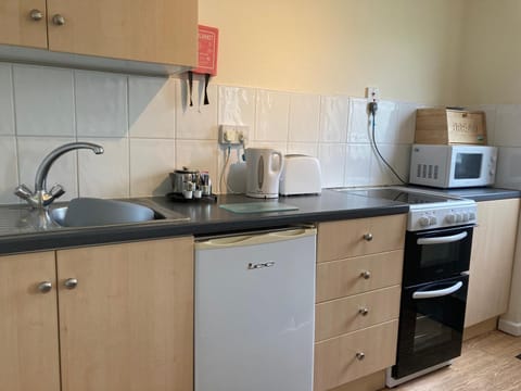 Brixham Holiday Park Silver Albatross - Pet Friendly Apartment in Brixham