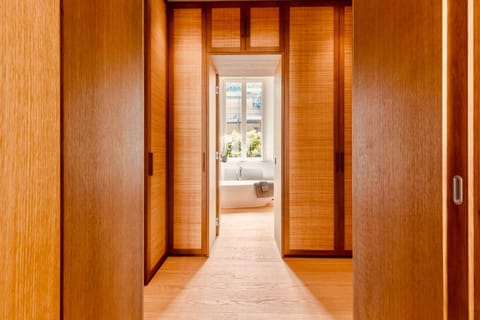 Bathroom, wardrobe