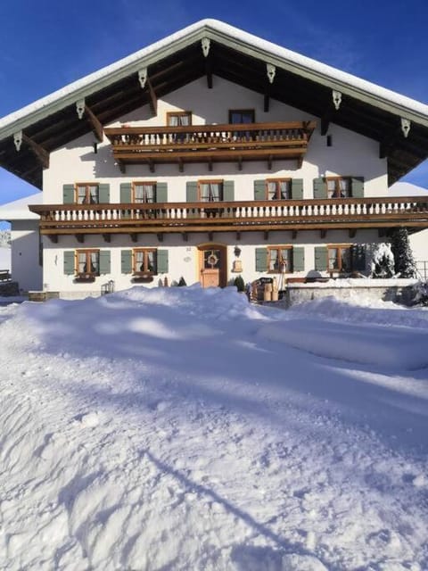 Ferienwohnung am Hof in Inzell Apartment in Berchtesgadener Land