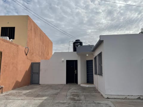 Cozy studio apartment located in commercial area Condominio in Hermosillo
