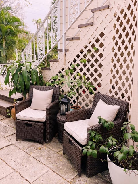 Garden, Seating area