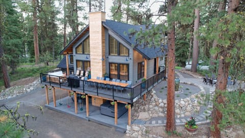 Lodge at Alexander - Hot tub - GameRm - AC - Trailer parking - Fireplace - Fire pit Casa in McCall